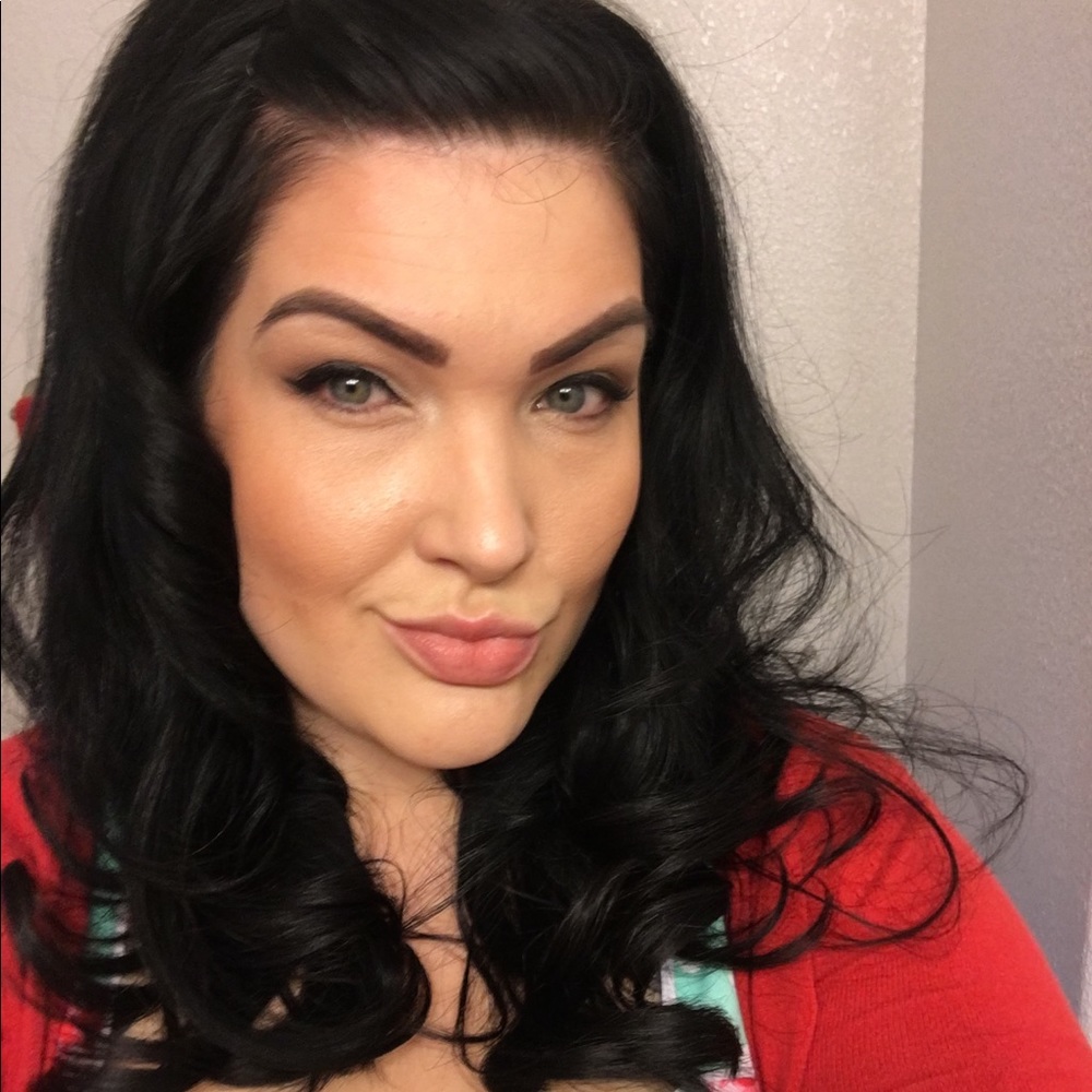 Meet your Posher, Brandee